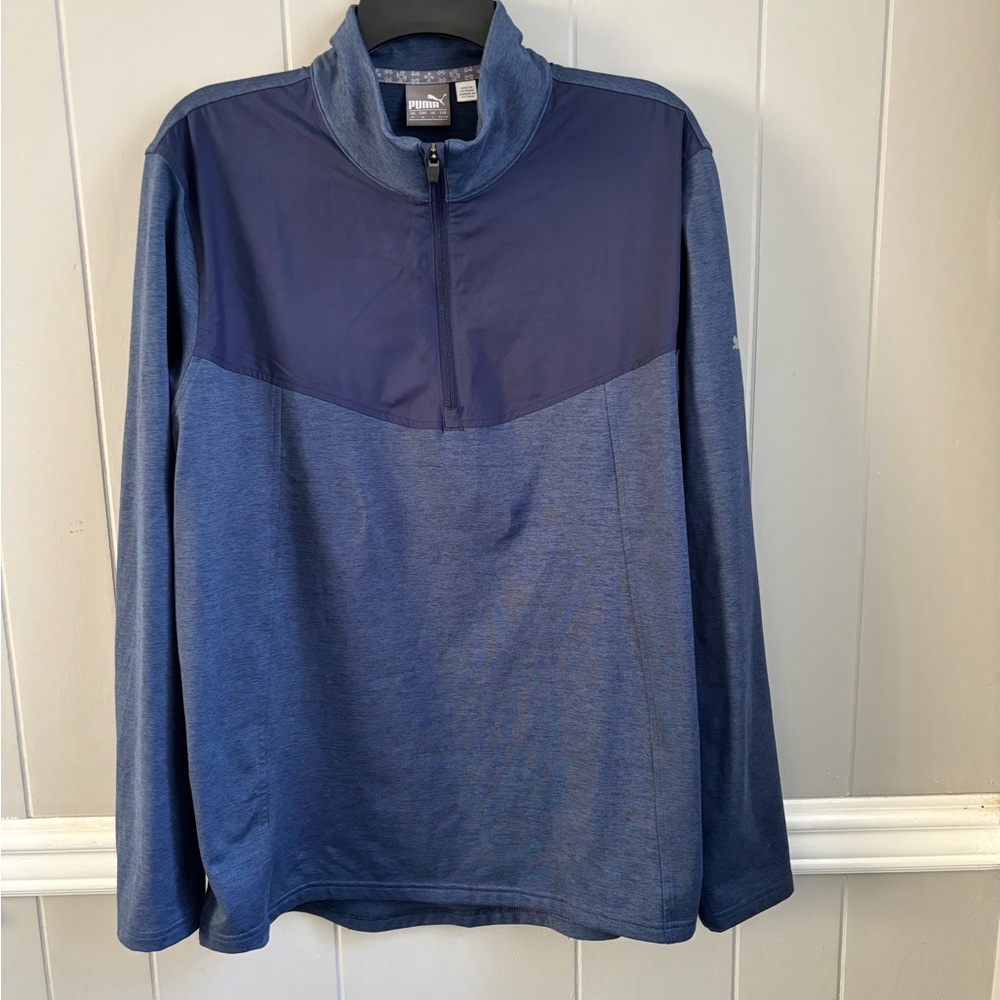 Puma Men’s Long Sleeve Navy and Blue Quarter Zip Pullover. Size Medium